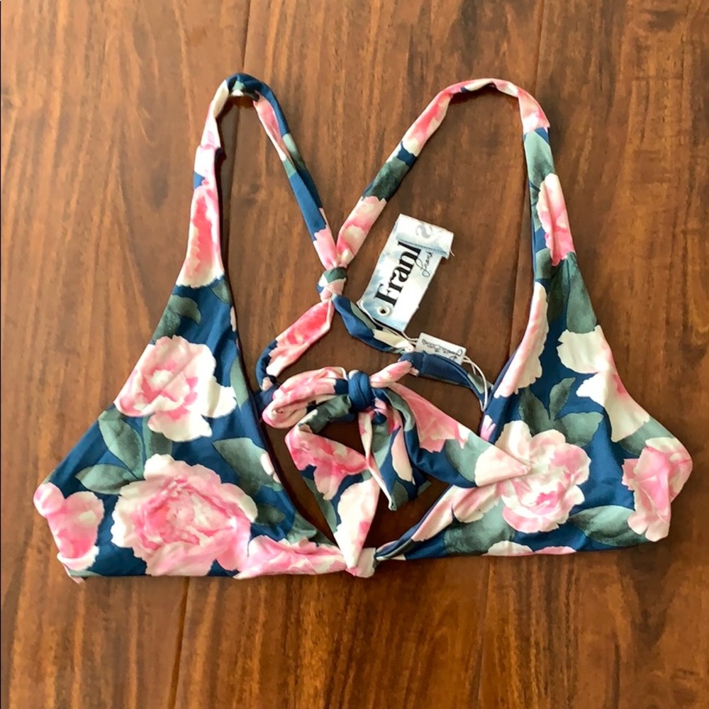 Frankie’s Bikinis Malibu Top
